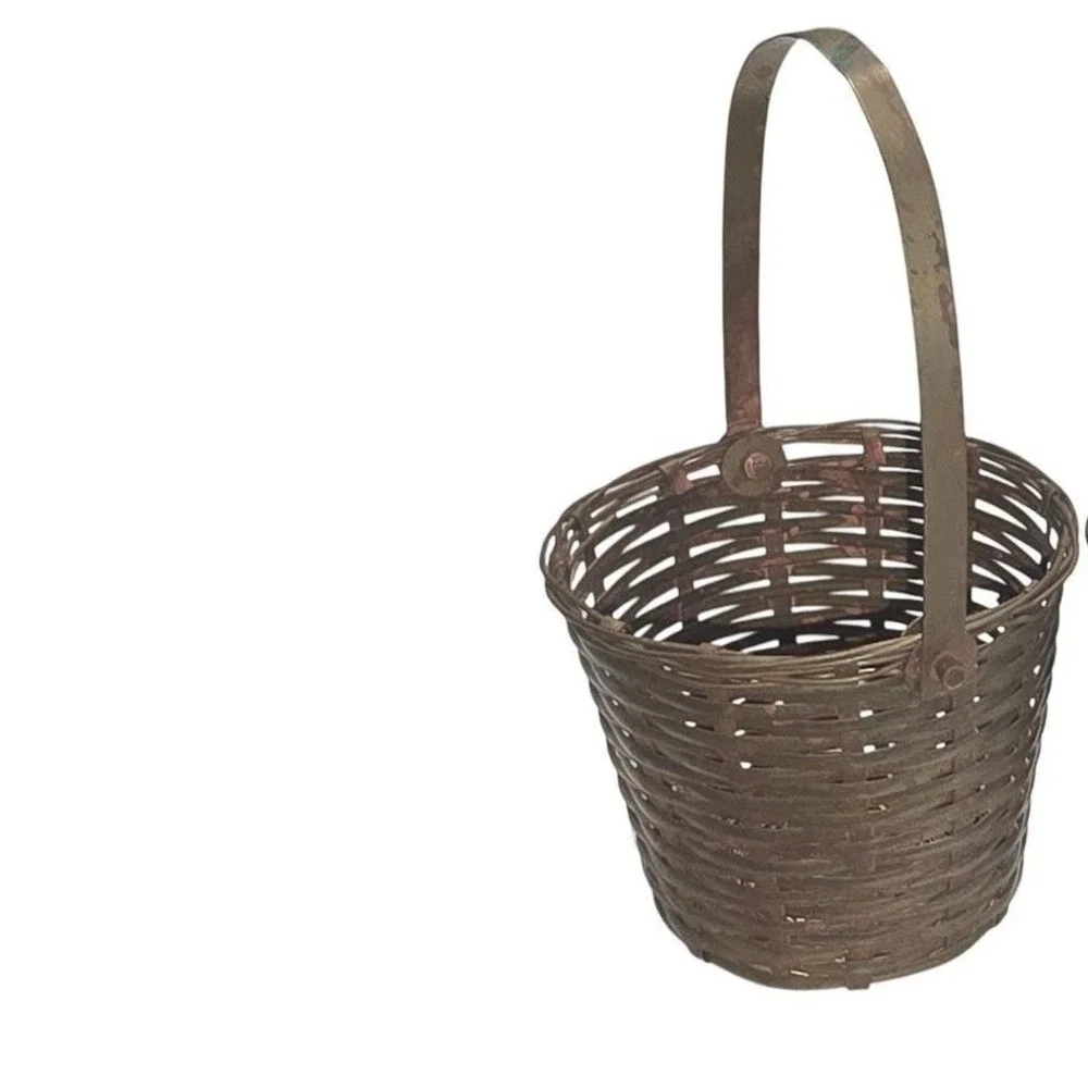 VINTAGE‎ metal basket patina brass color braided working hinged handles 1
